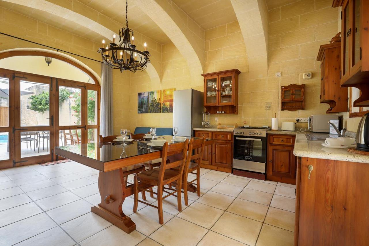 Superb Maltese Farmhouse With Private Pool Villa Victoria Eksteriør billede