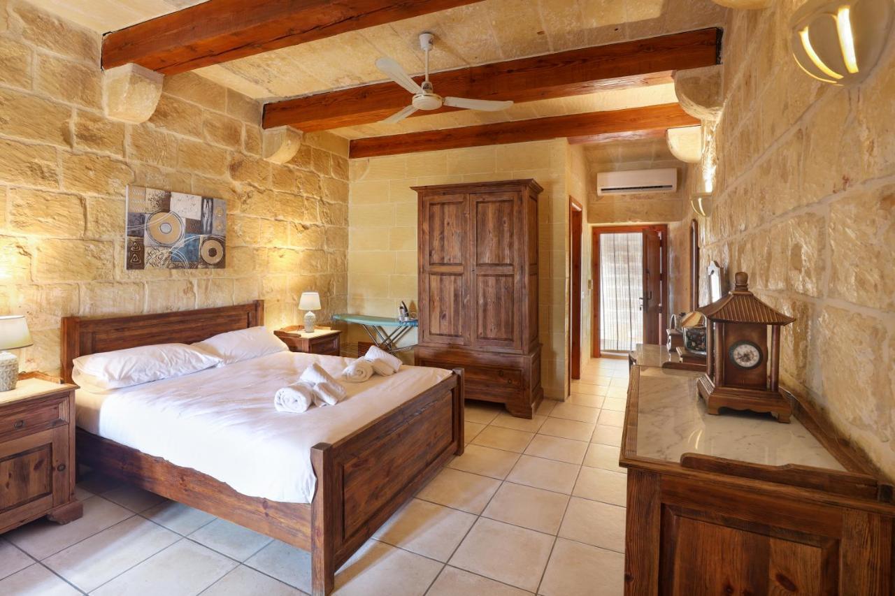 Superb Maltese Farmhouse With Private Pool Villa Victoria Eksteriør billede